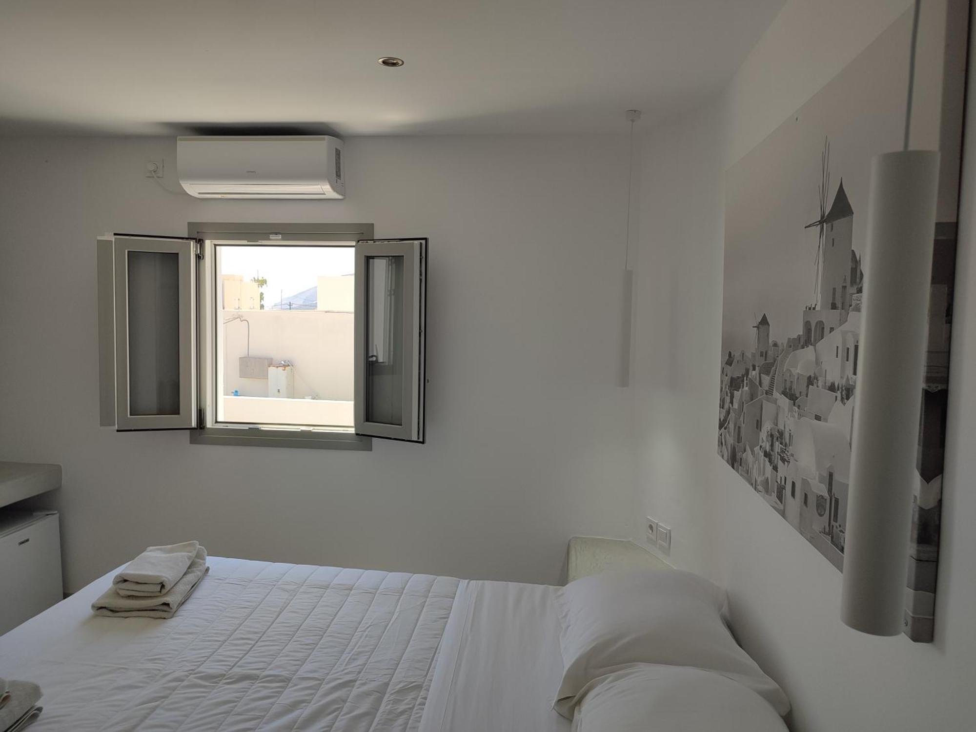 סנטוריני Central Santorini Serenity Rooms מראה חיצוני תמונה